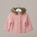 Chaquetón Himalaya color maquillaje con capucha de pelo