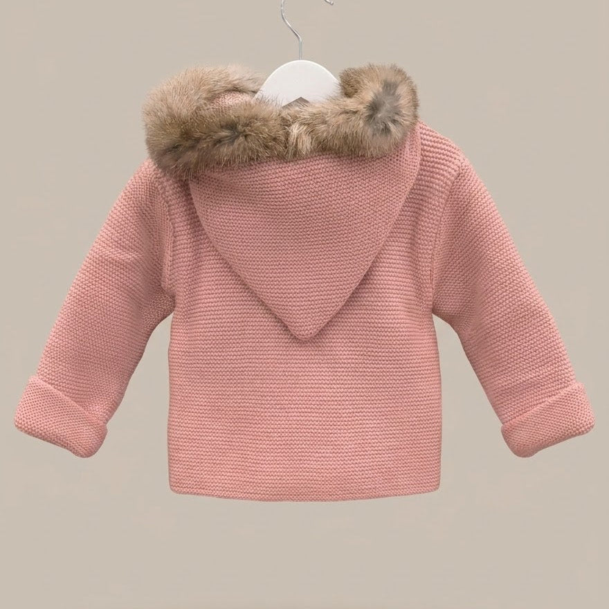 Chaquetón Himalaya color maquillaje con capucha de pelo
