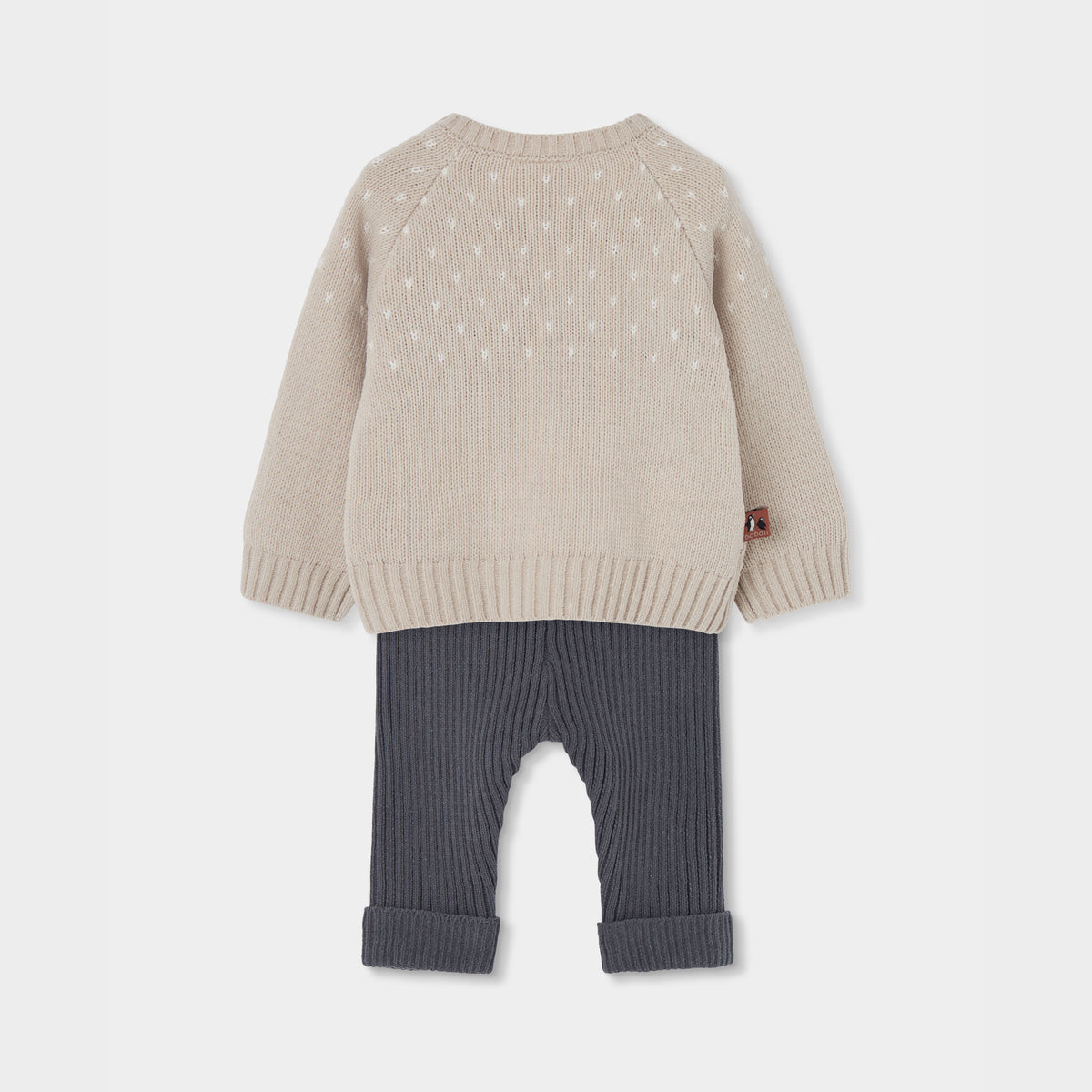 Conjunto bebé beige estampado de pingüino