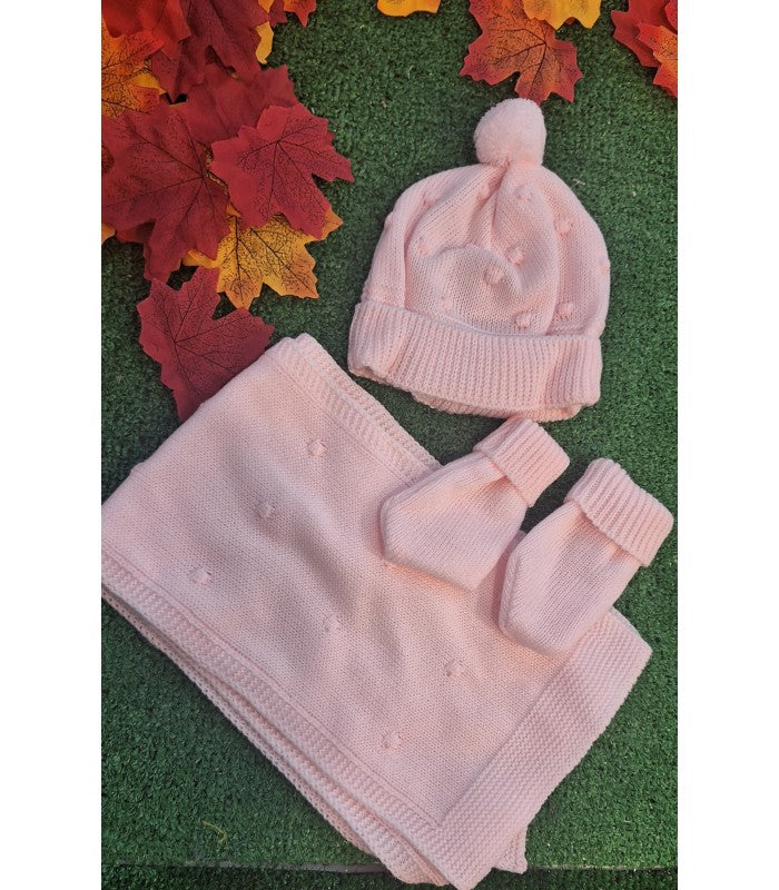 Conjunto de gorro, bufanda y manoplas para bebé