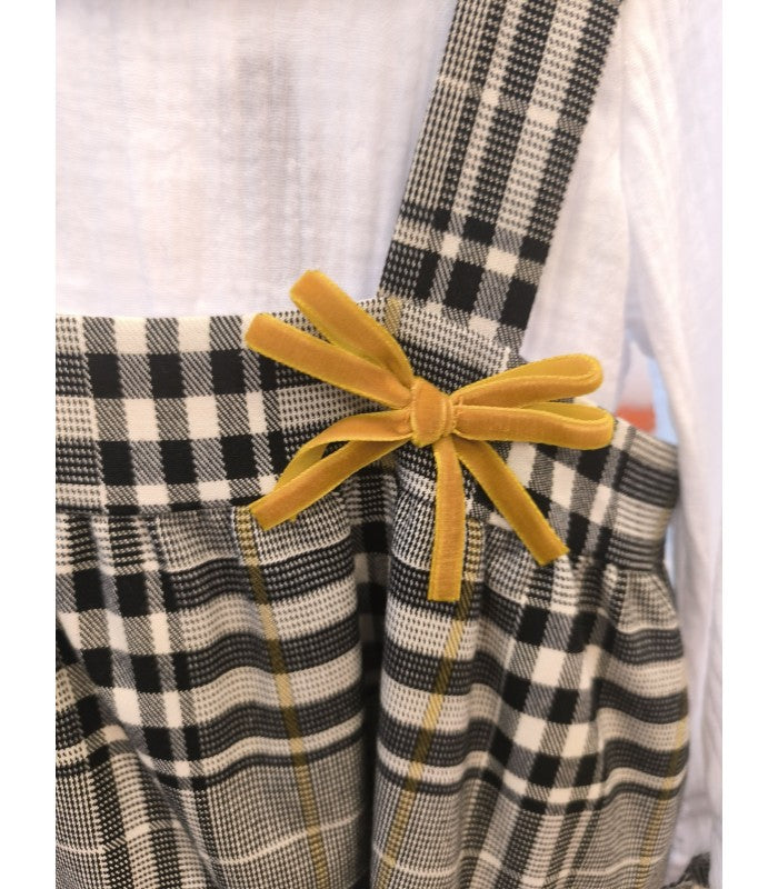 Baby Girl blouse and plaid dungaree skirt set La Dama de las Camelias Collection Basmarti