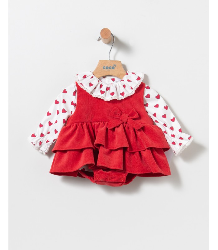 Ranita bebé niña con blusa corazones rojo