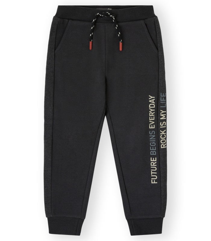 Pantalón deportivo niño oscuro con guateado. Modelo Life