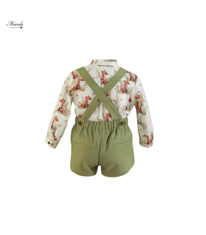 Conjunto Bebé Niño de camisa estampada y pantalón verde con tirantes