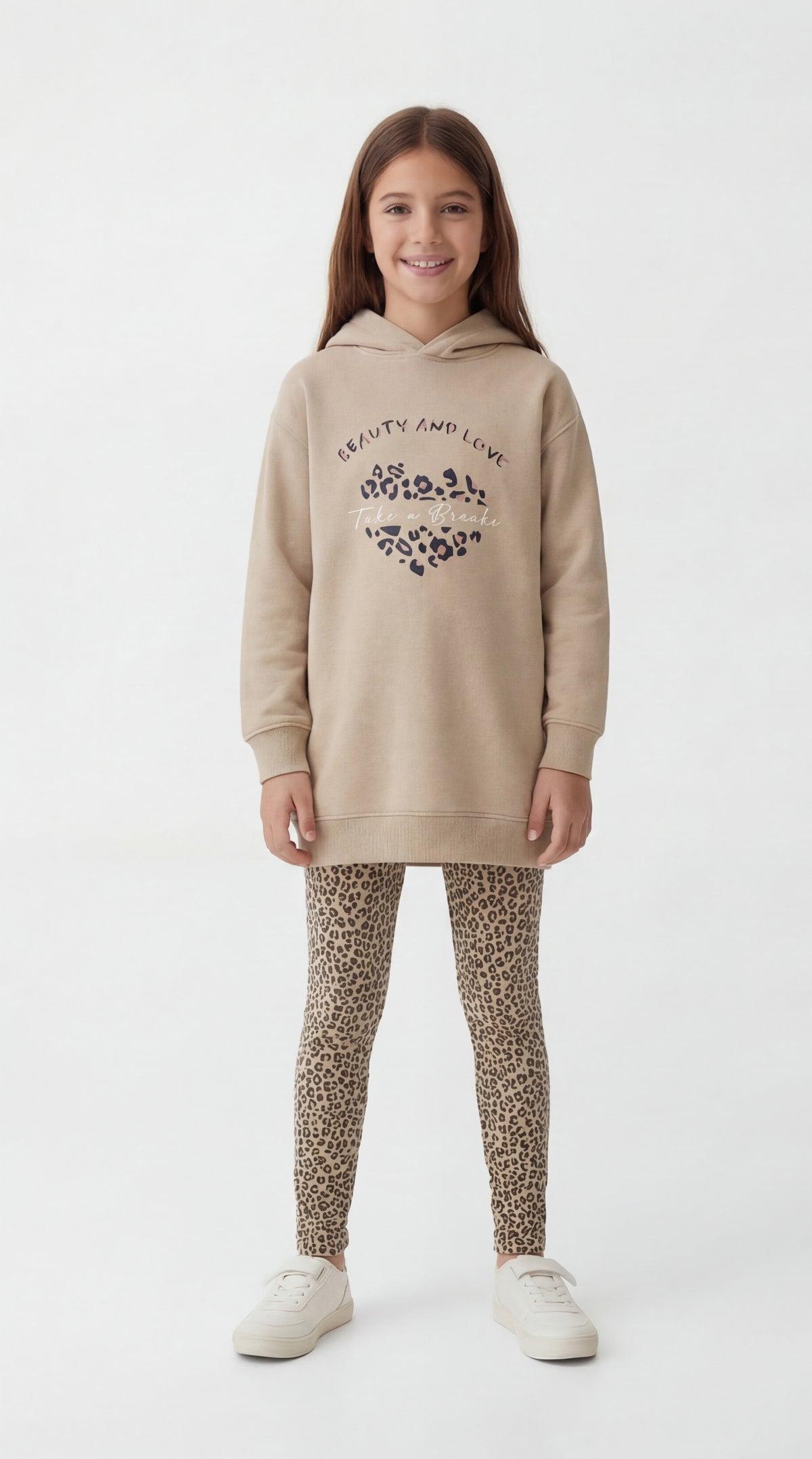 Conjunto Animal de sudadera y legging para niña