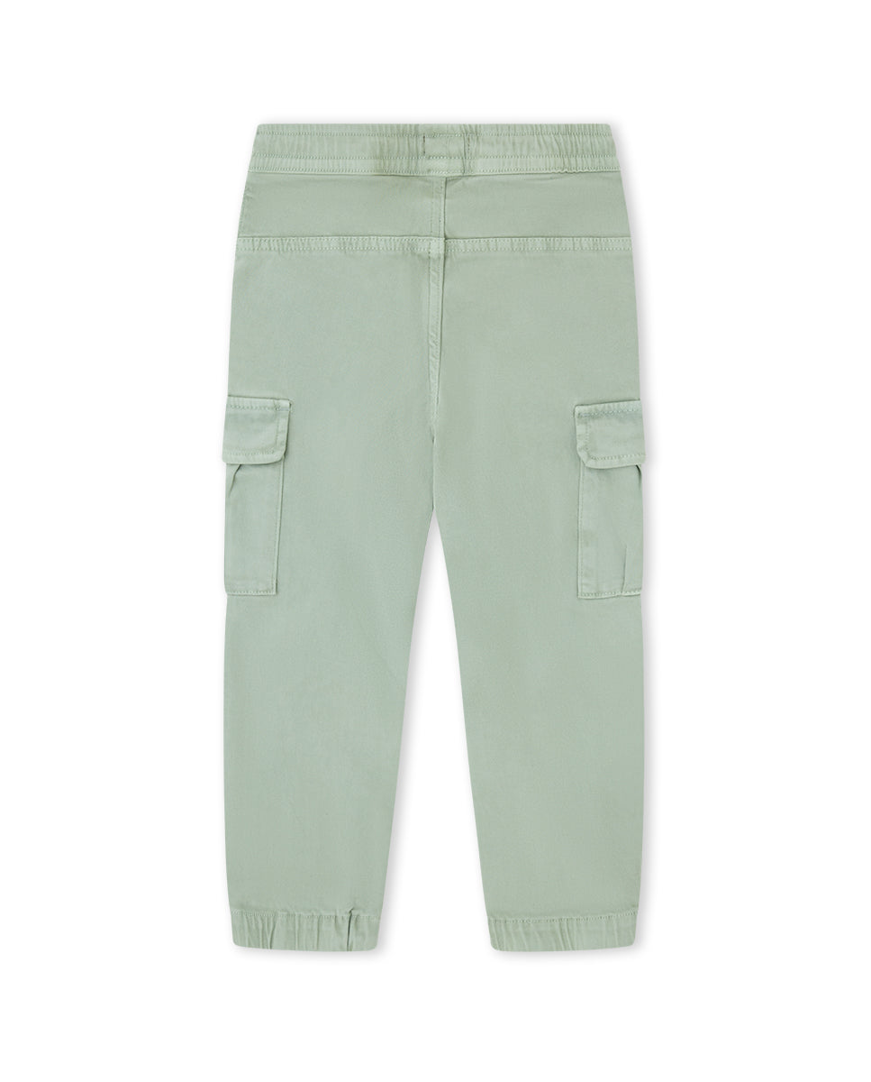 Pantalón verde cargo para niño Modelo Highlands