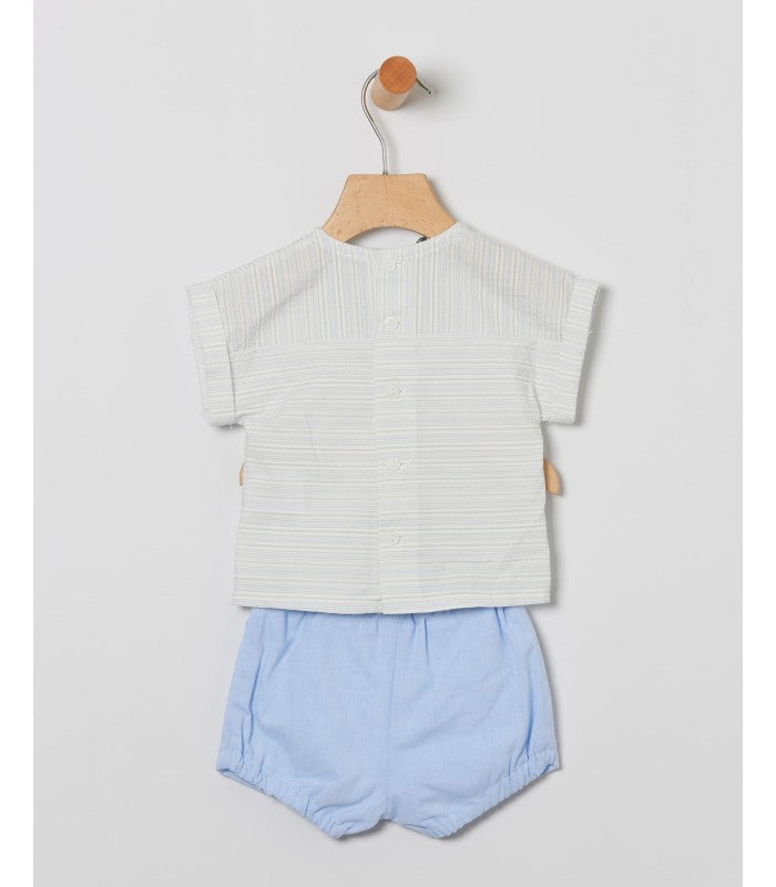 Conjunto bebe niño de camisa y short celeste