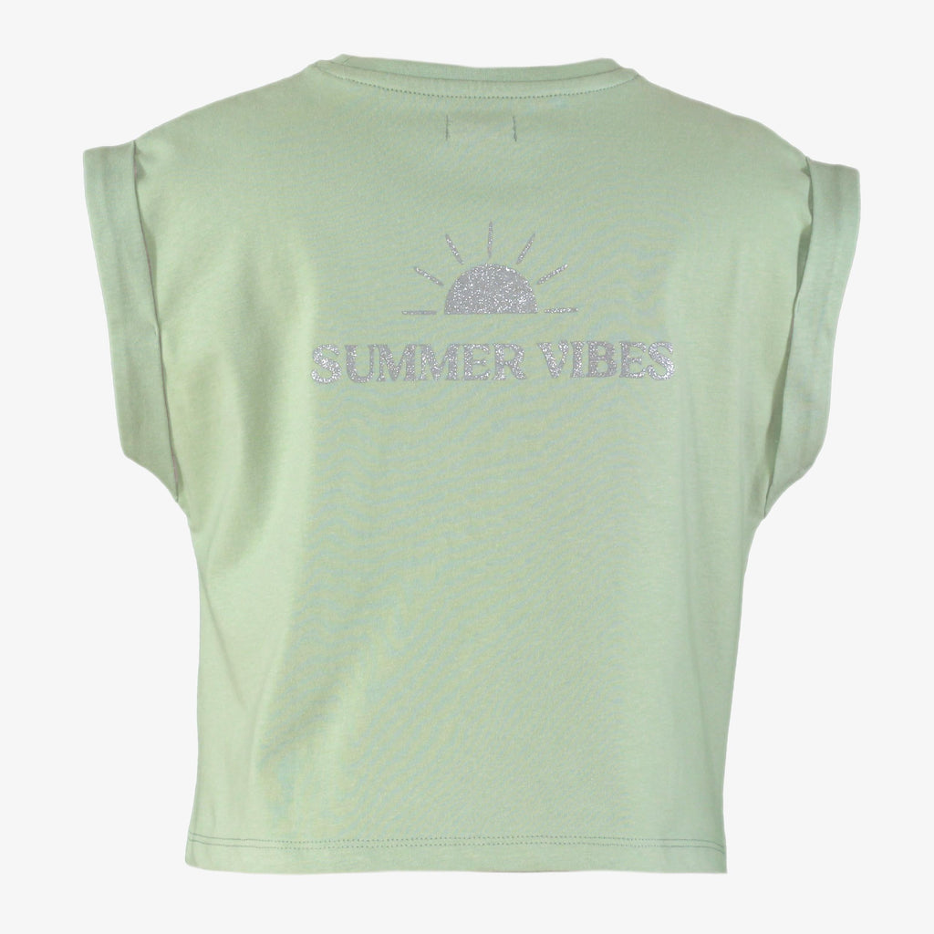 Conjunto de camiseta y falda