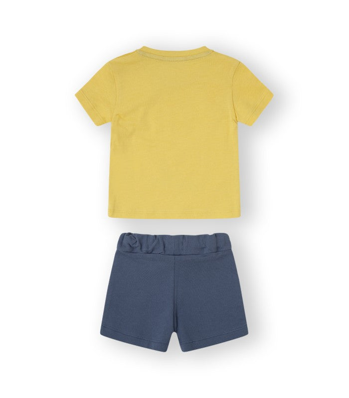 Conjunto bebé niño de camiseta y short. Modelo Hurray
