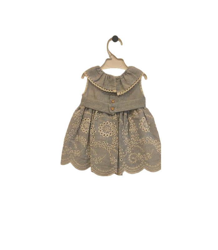 Vestido bebé niña con braga a juego. Colección María Antonieta de Basmarti