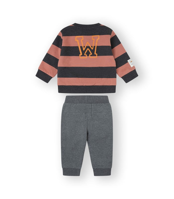 Baby and children's tracksuit. Run model