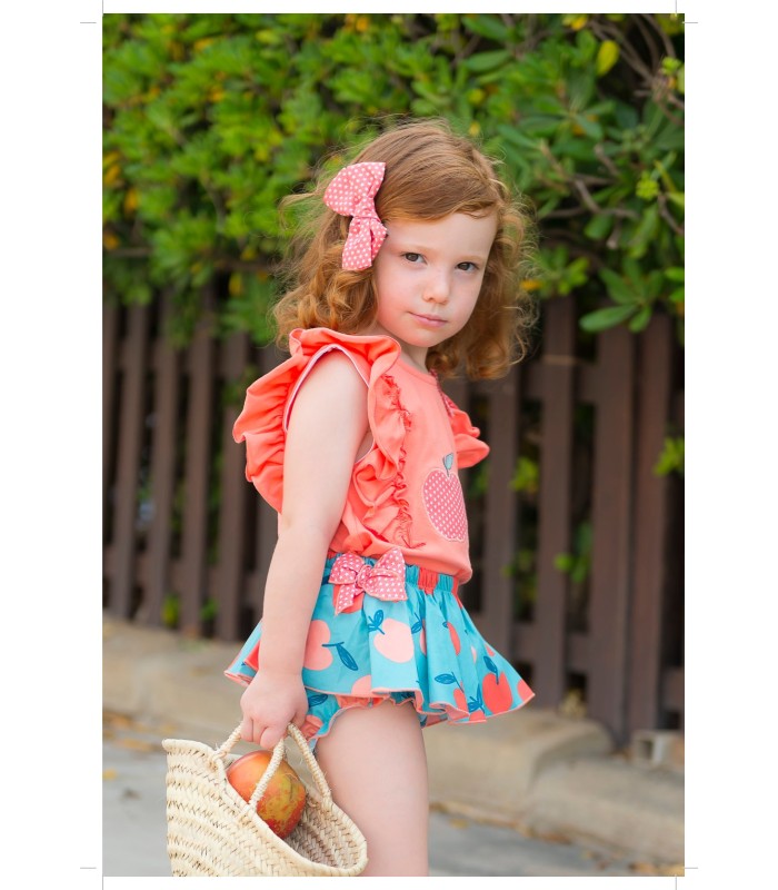 Baby girl blouse and skirt knicker set