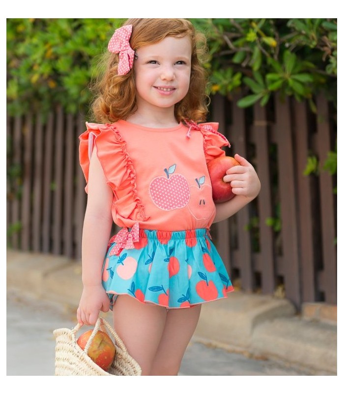 Baby girl blouse and skirt knicker set