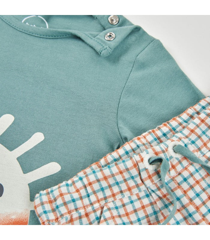 Conjunto bebé camiseta y pantalón corto algodón verde