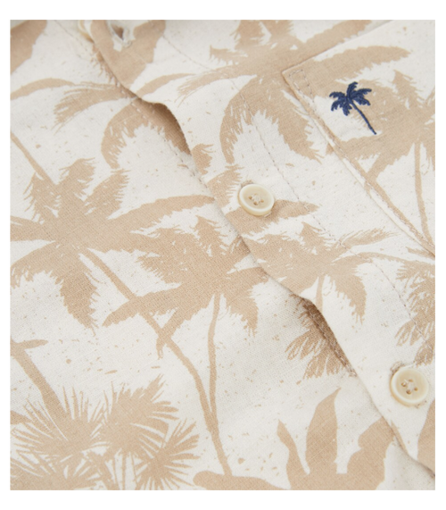 Camisa de niño  con diseño de palmeras