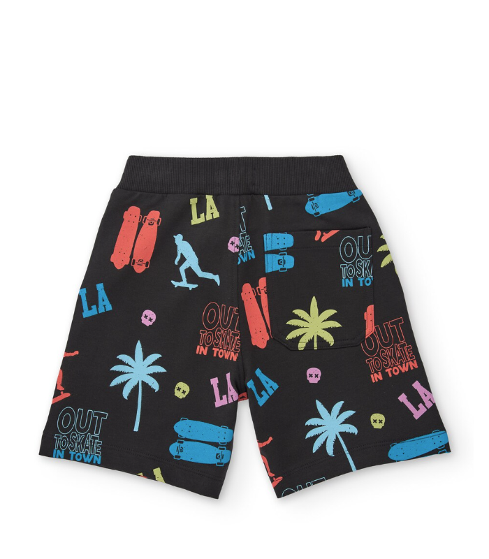 Bermuda de niño de punto con motivos urbanos