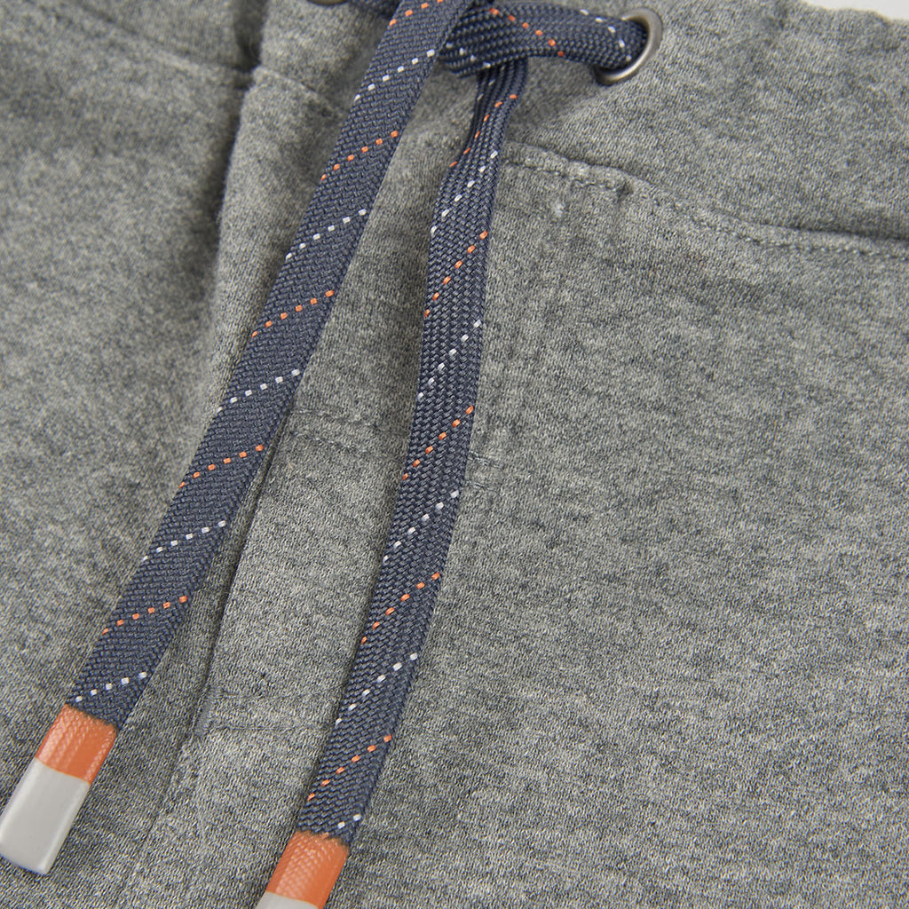 Pantalón niño gris con bolsillos cargo