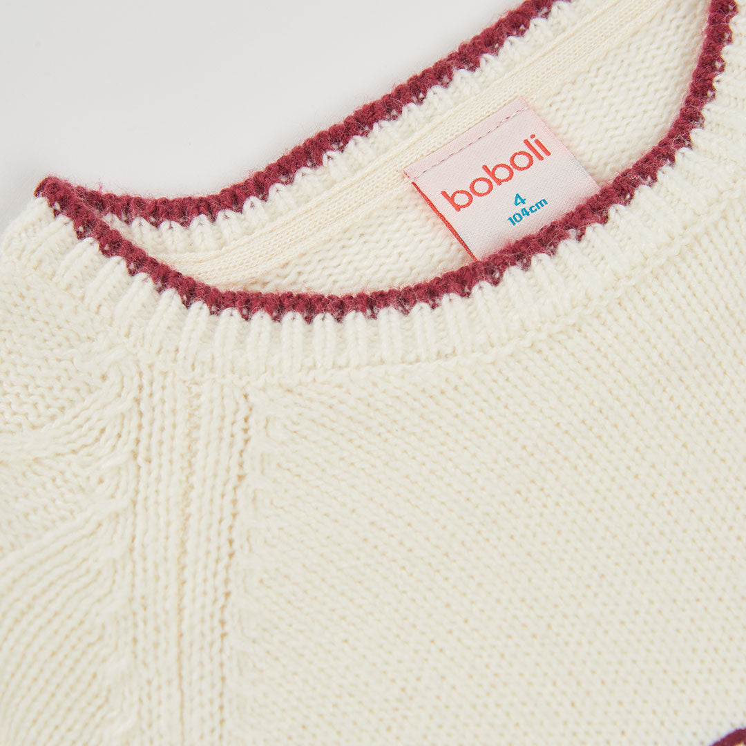 Jersey blanco de punto para niño con letras bordadas