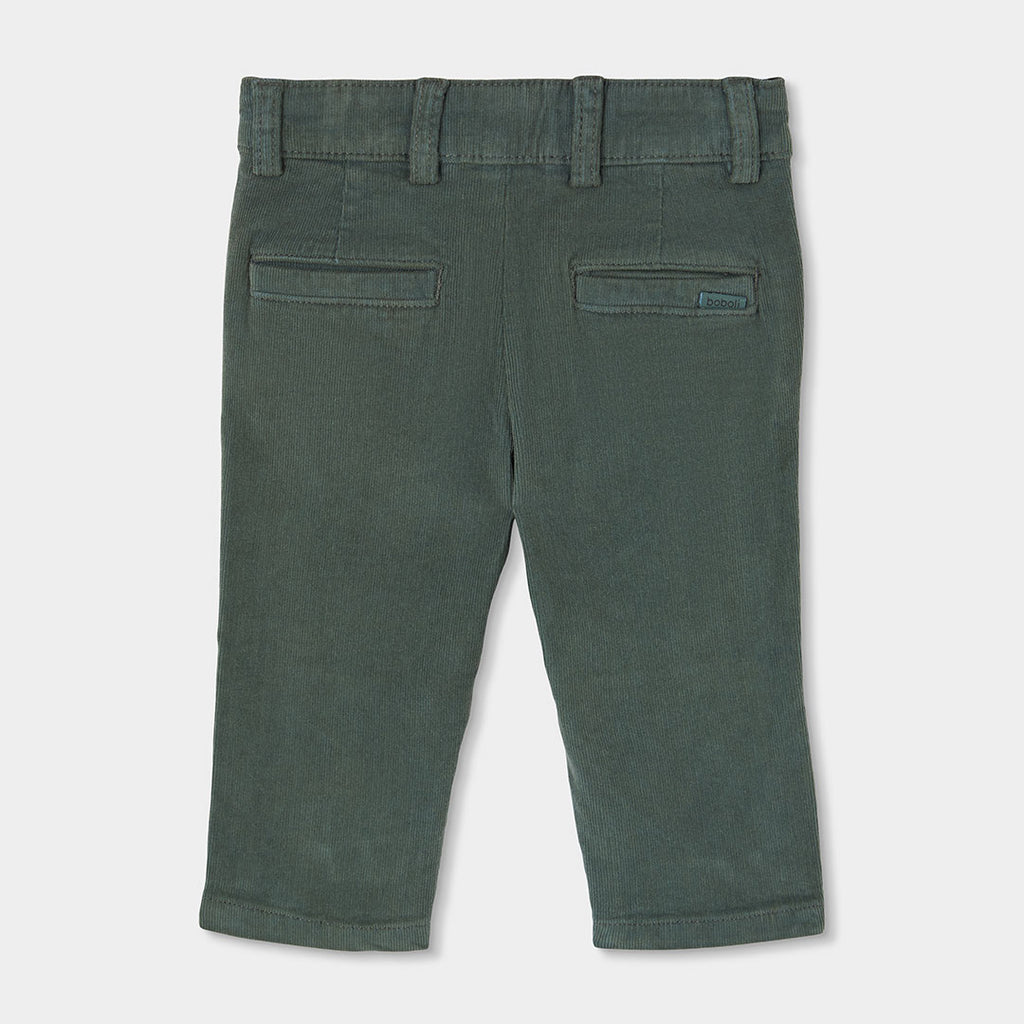 Pantalón verde micropana de niño corte straight