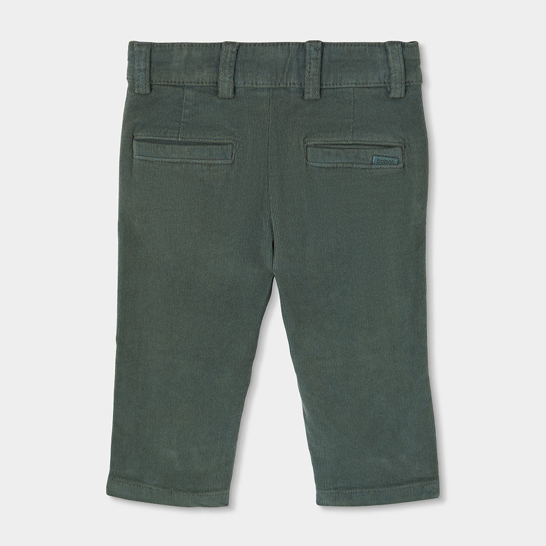 Pantalón verde micropana de niño corte straight