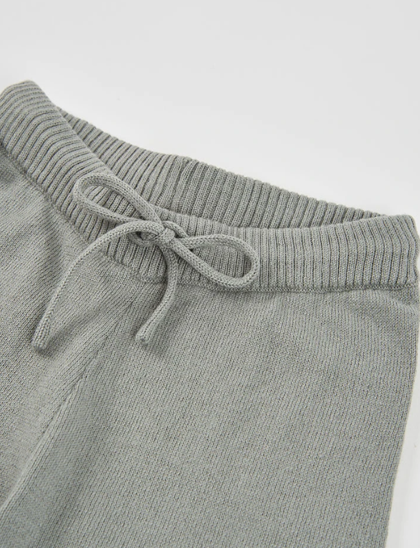 Pantalón de punto gris de niña