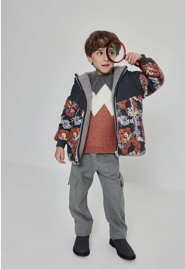 Pantalón niño gris con bolsillos cargo