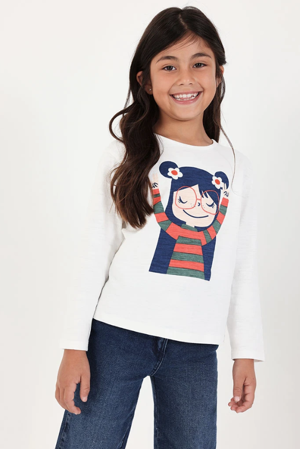Camiseta punto niña blanca estampado muñeca con gafas