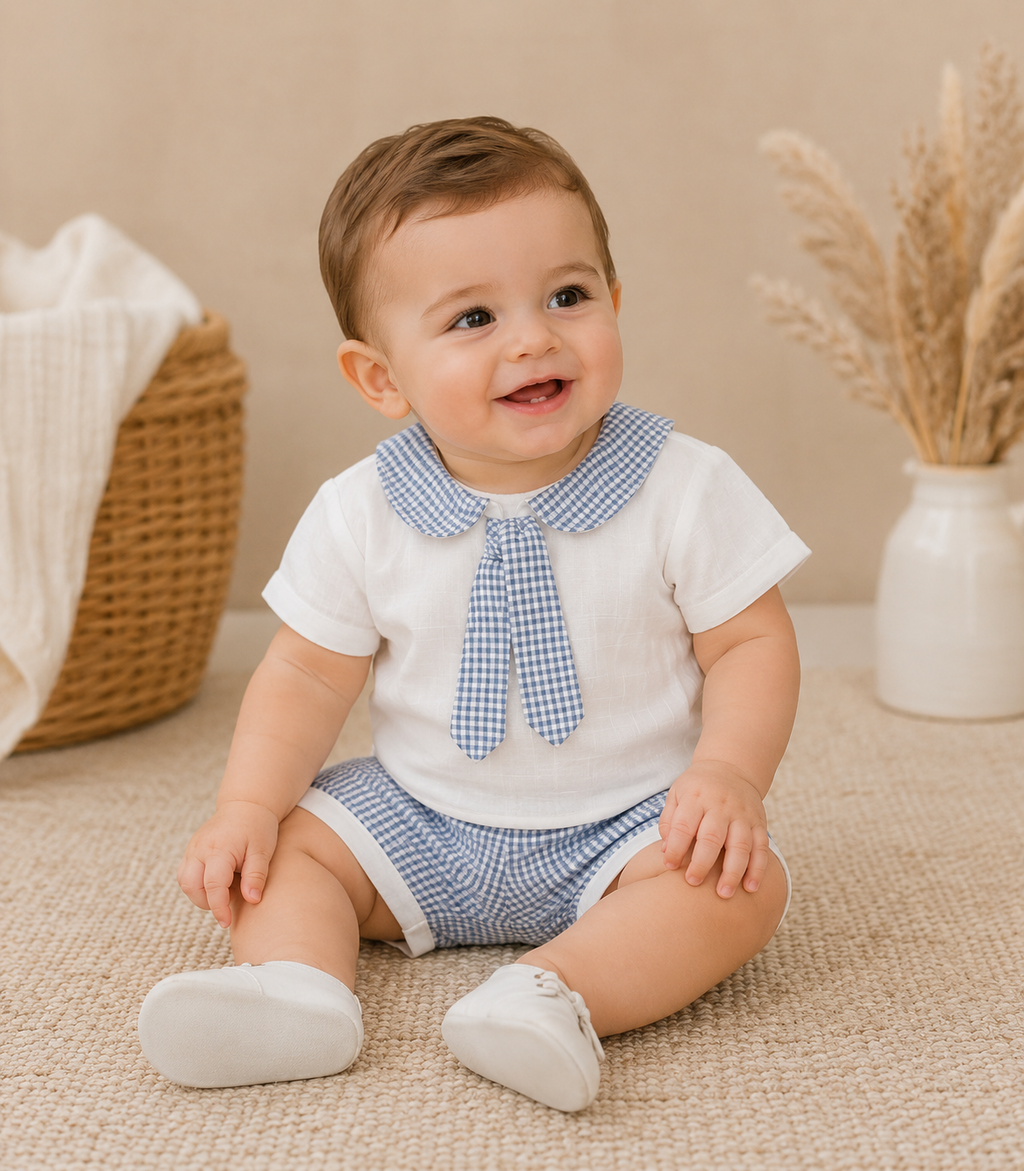 Conjunto bebé niño de camisa estilo marinero y pantalón corto vichy blanco y marino